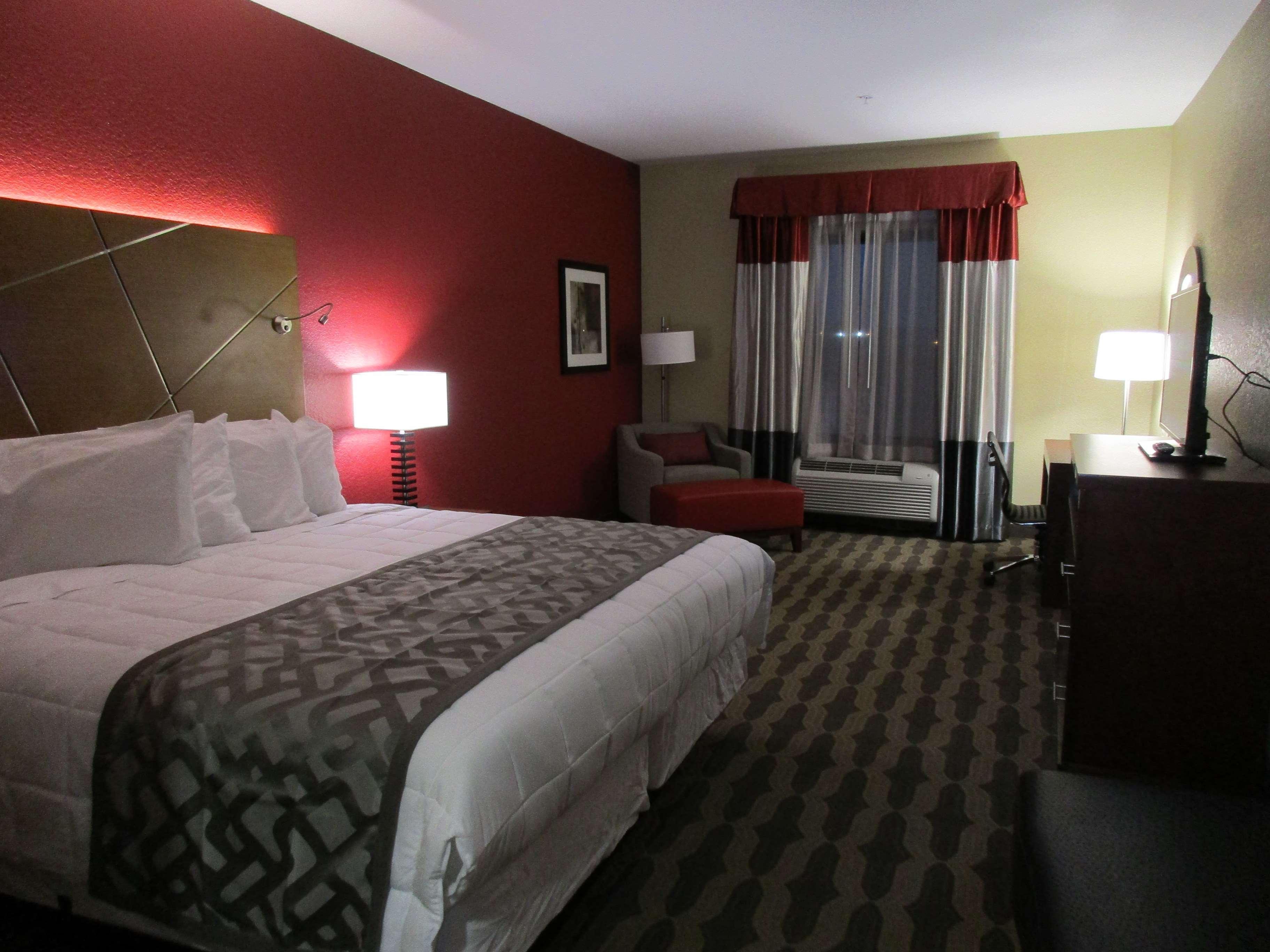 Best Western Plus Fairview Inn & Suites Bagian luar foto