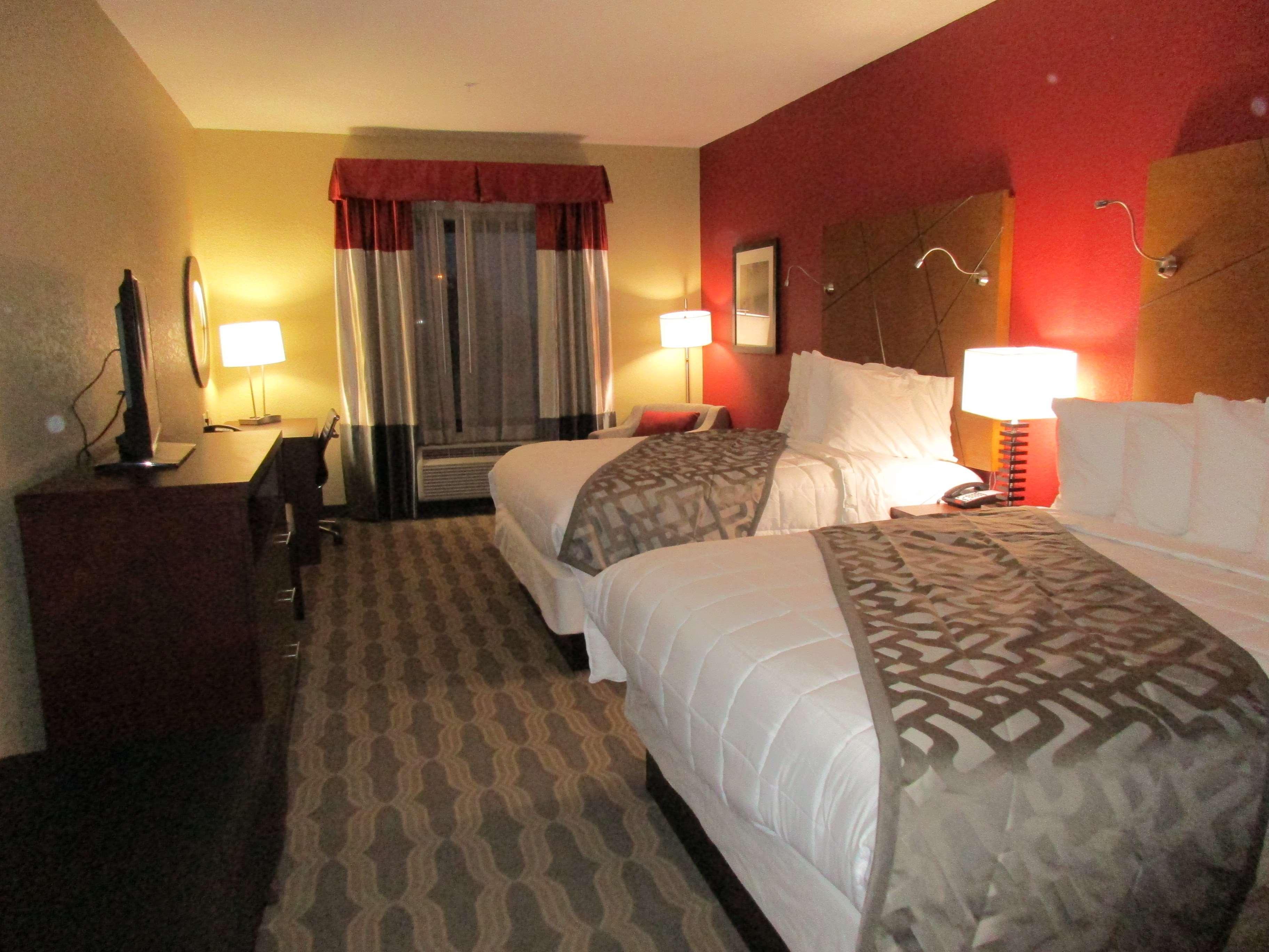 Best Western Plus Fairview Inn & Suites Bagian luar foto