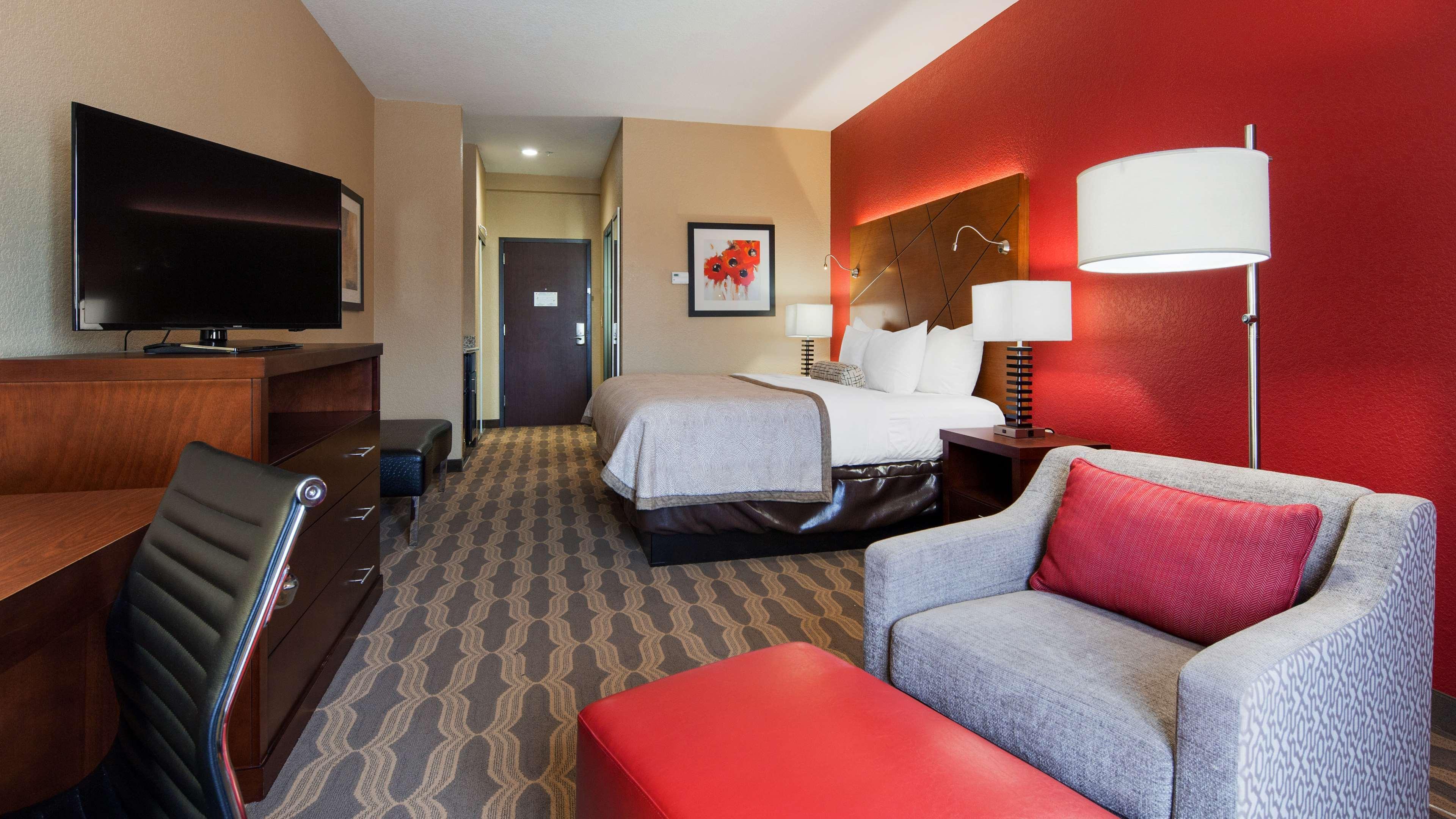 Best Western Plus Fairview Inn & Suites Bagian luar foto