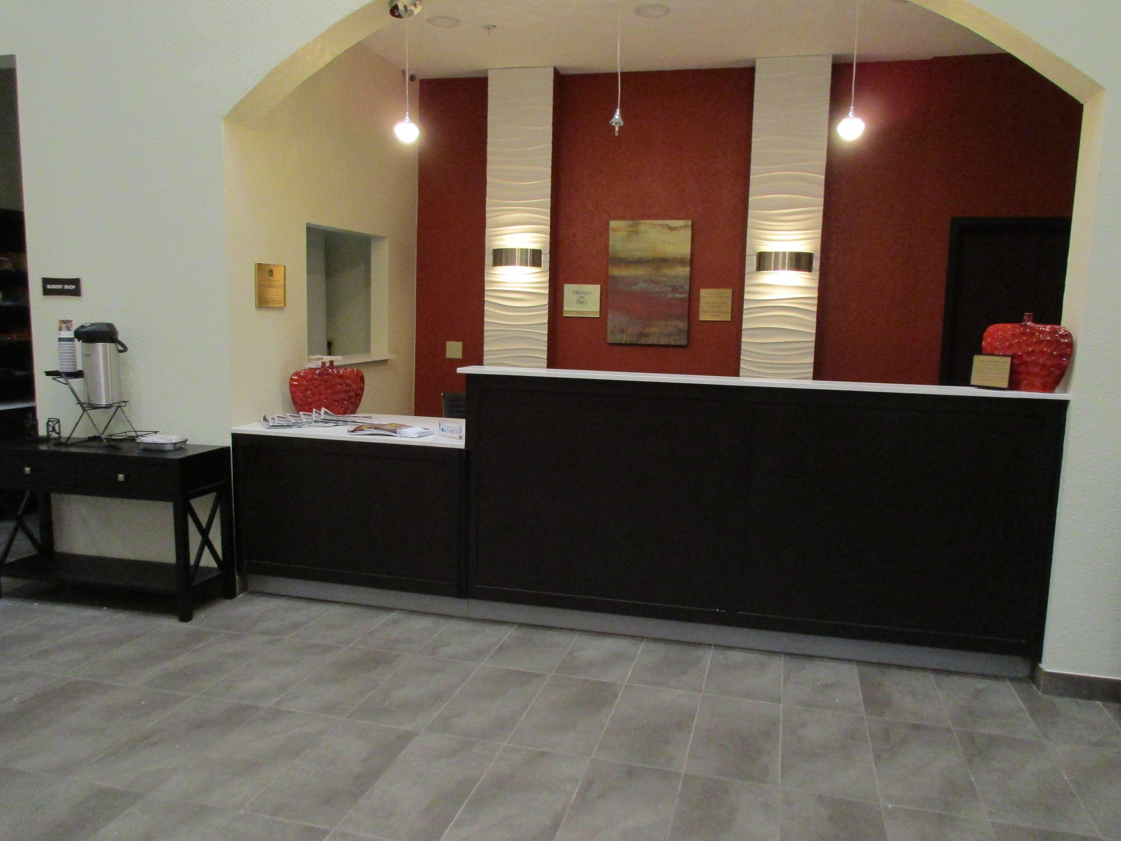 Best Western Plus Fairview Inn & Suites Bagian luar foto