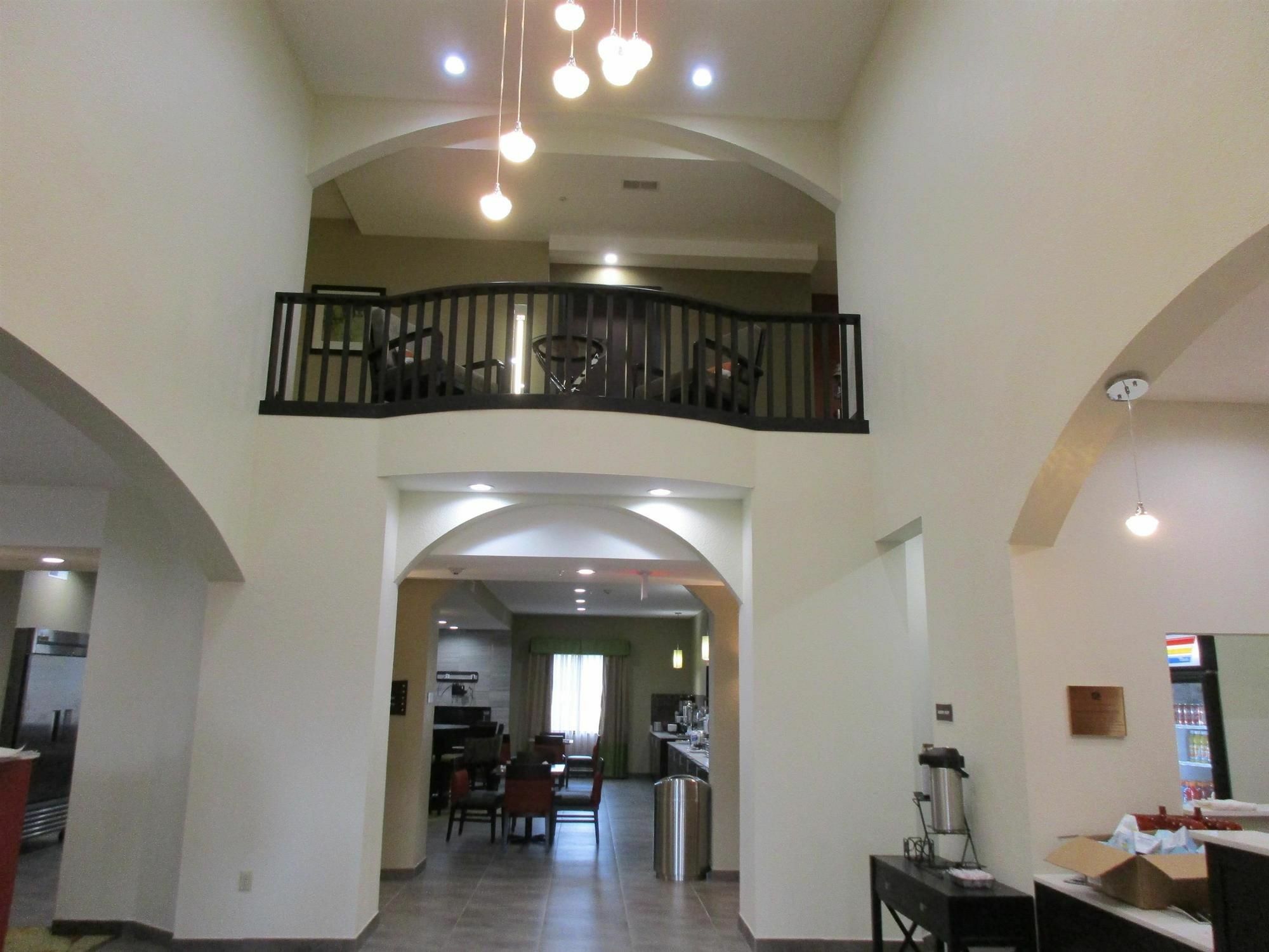 Best Western Plus Fairview Inn & Suites Bagian luar foto